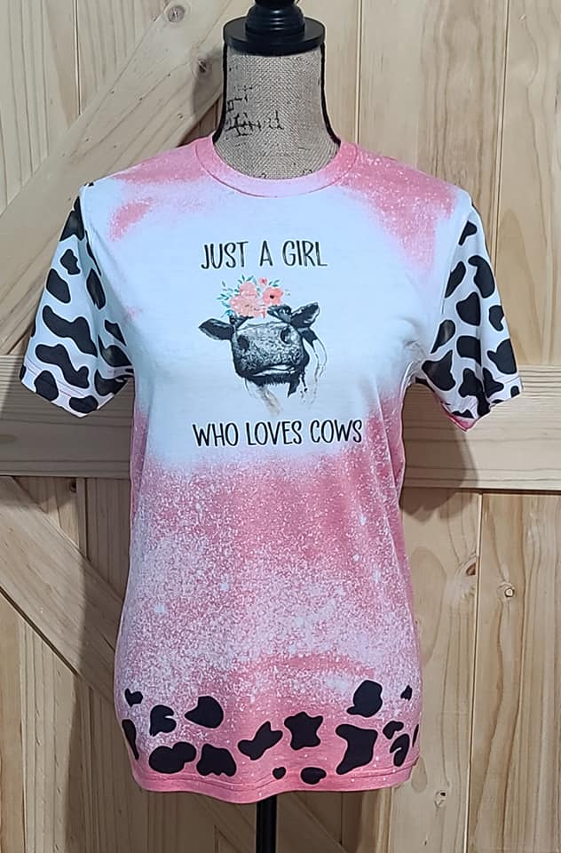 Just A Girl Who Loves Cows T-Shirt